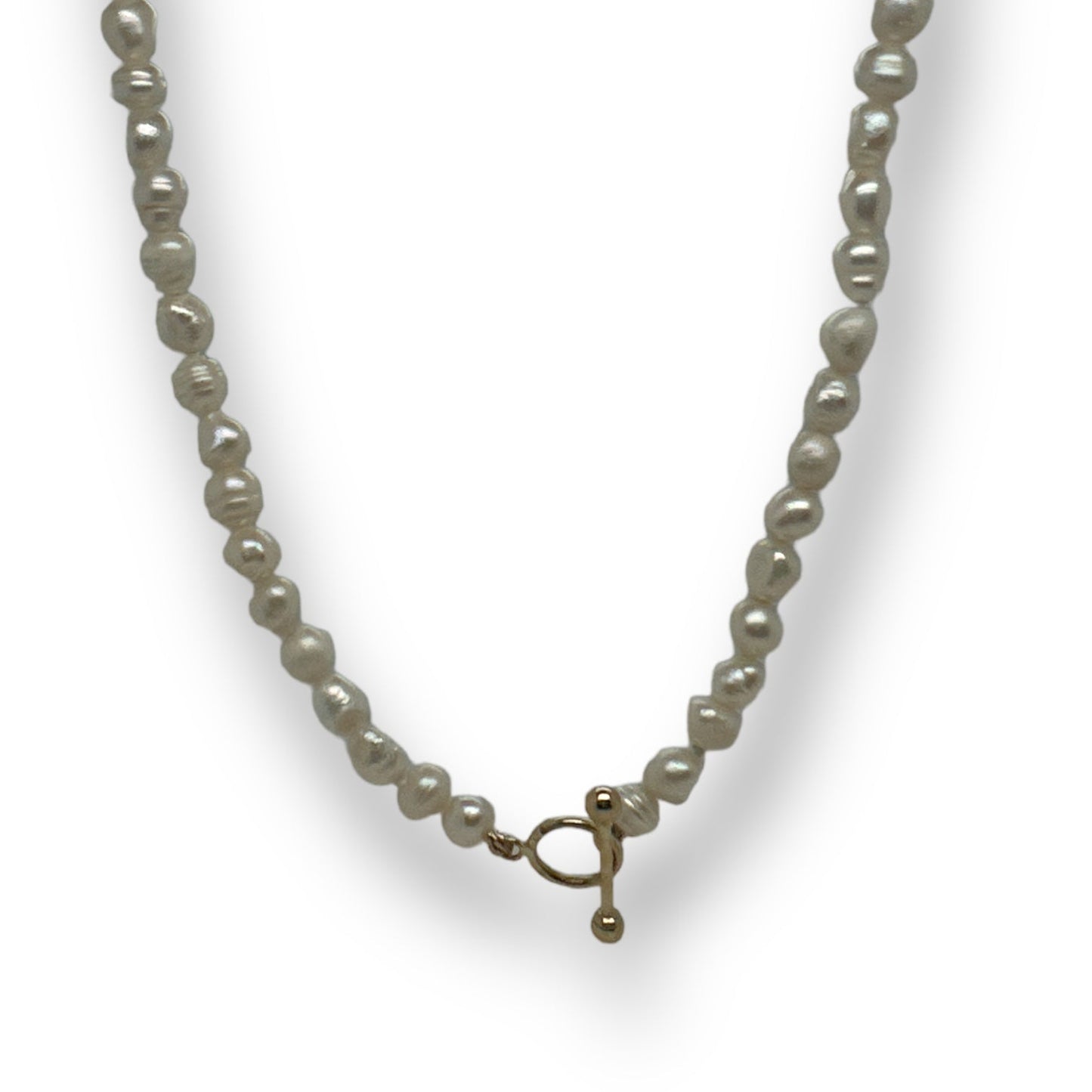 Choker Pearls & Gold Toggle