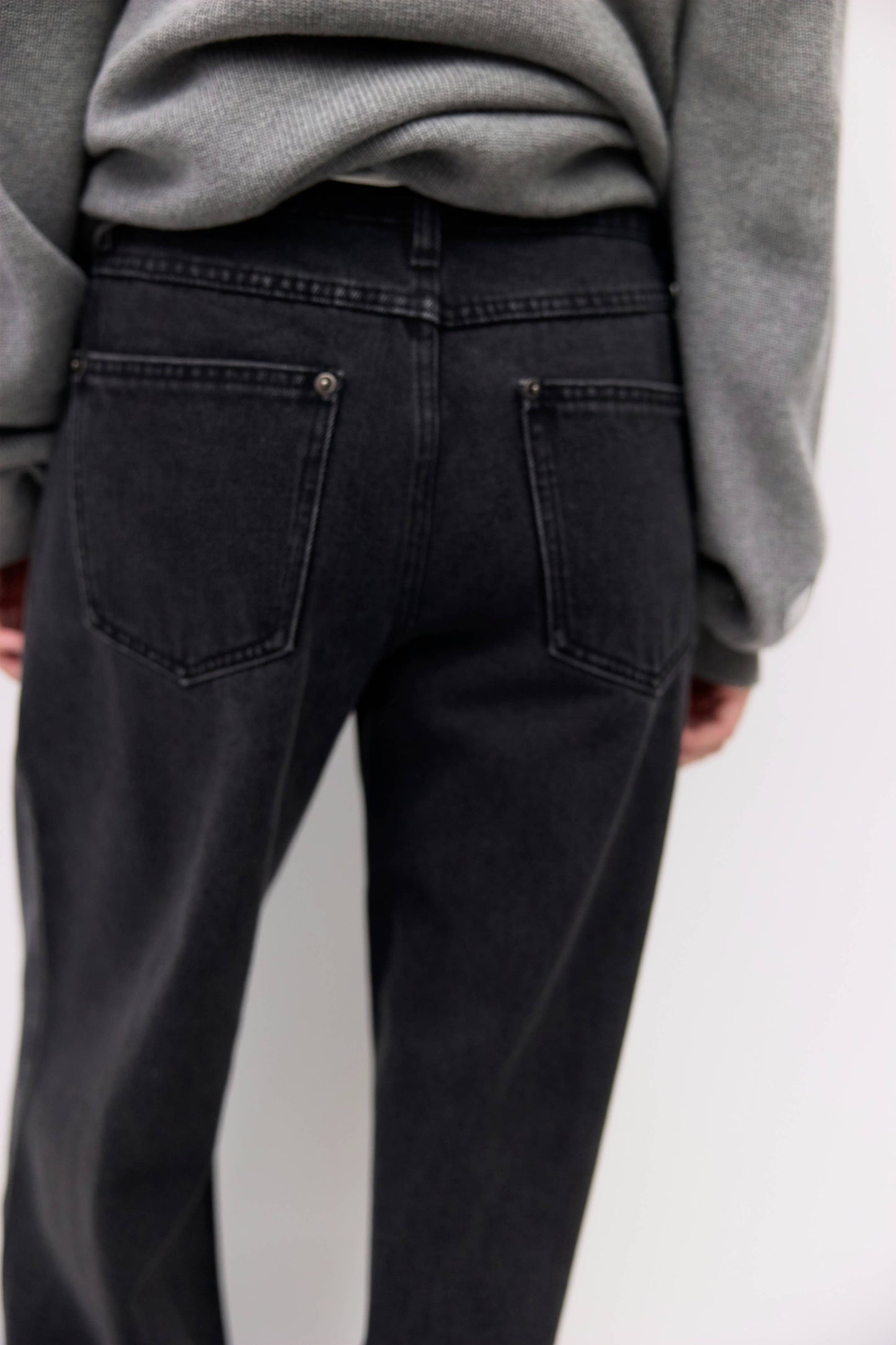 The Monroe Jeans | Pleated Wide Leg Jeans