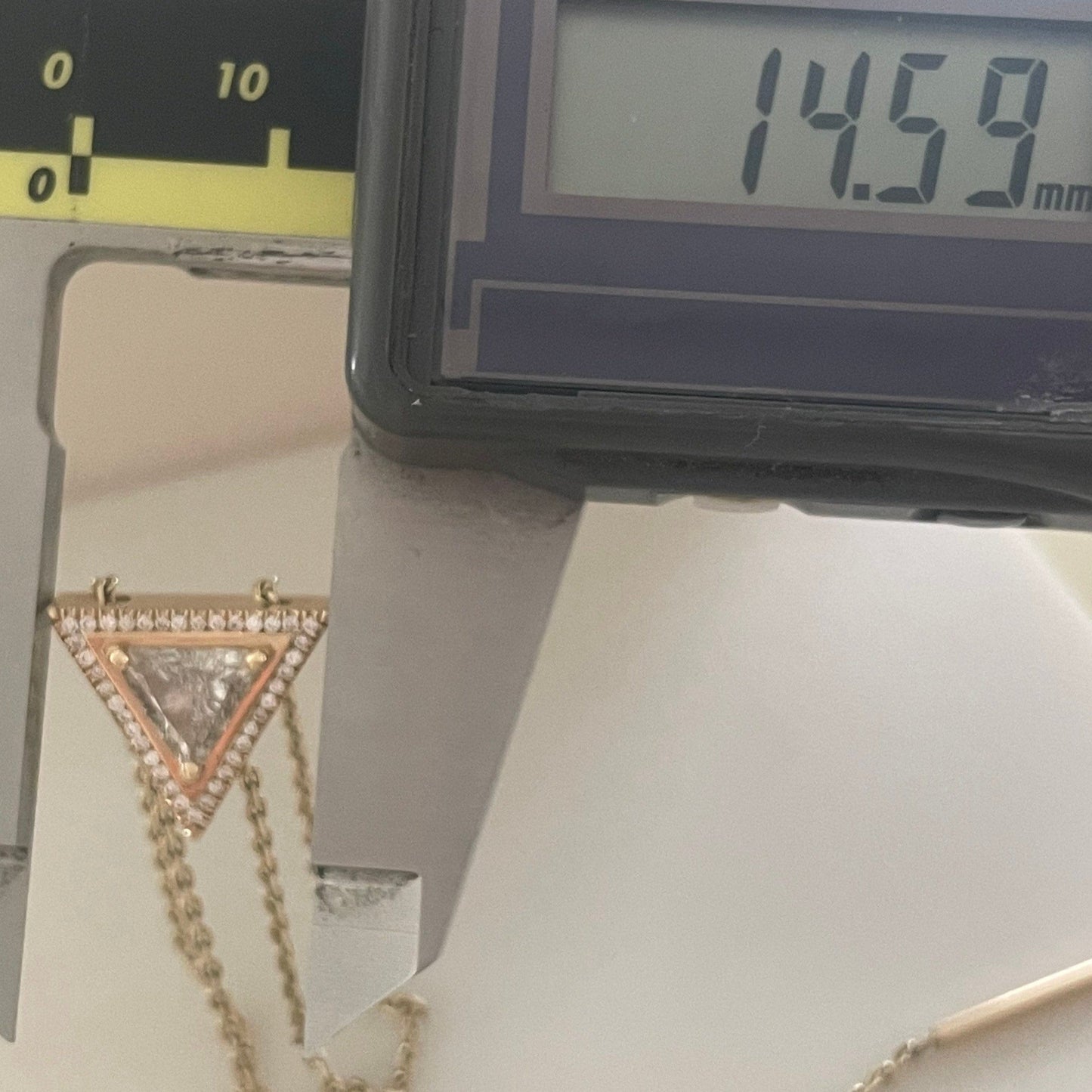 measurement of bolo pendant