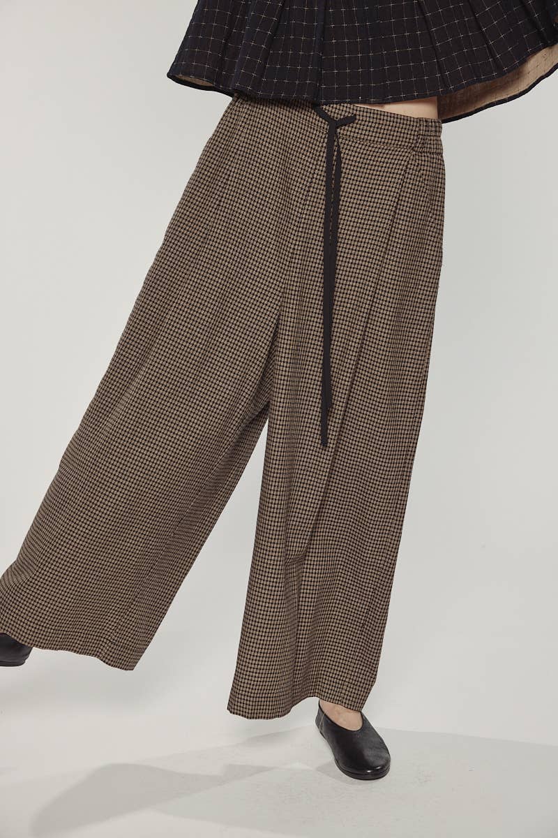 Wide Leg Straight Pants
