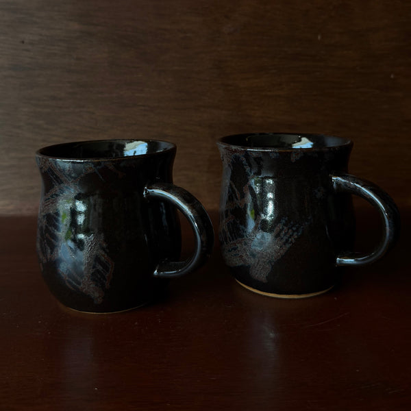 Grid Fossil Mug - Round