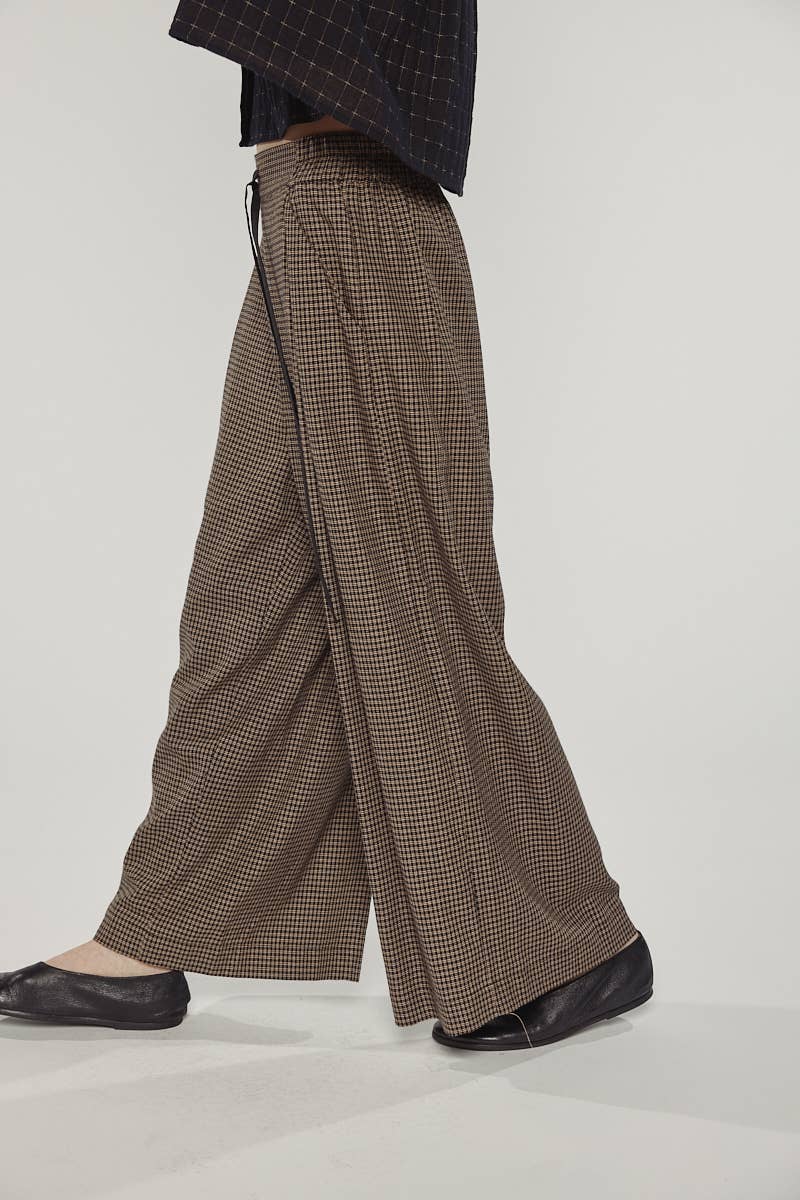 Wide Leg Straight Pants