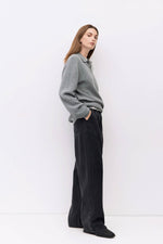 The Monroe Jeans | Pleated Wide Leg Jeans