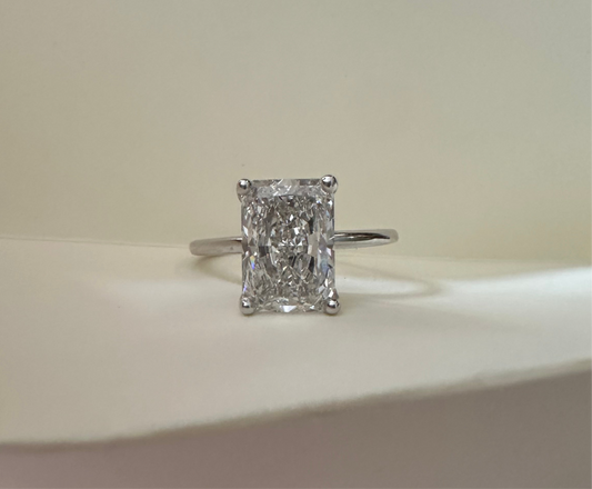 Radiant Cut Diamond Engagement Ring