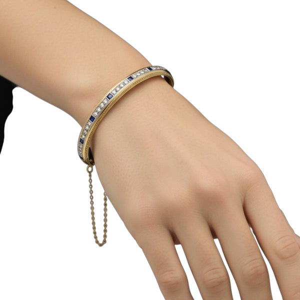 Auré Sapphire Bangle