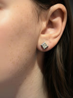 Carré Lumiére Studs