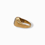 The Lustré Ring