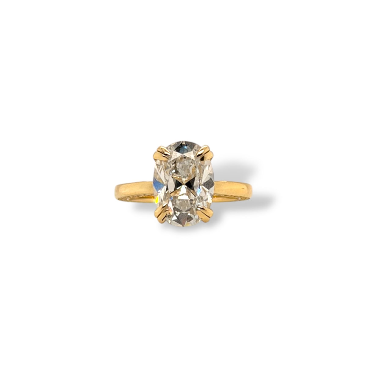 Antique Cut Oval Ring