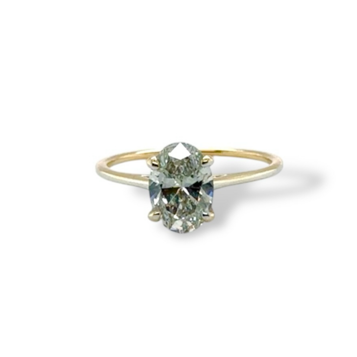 Delicate Oval Brilliant