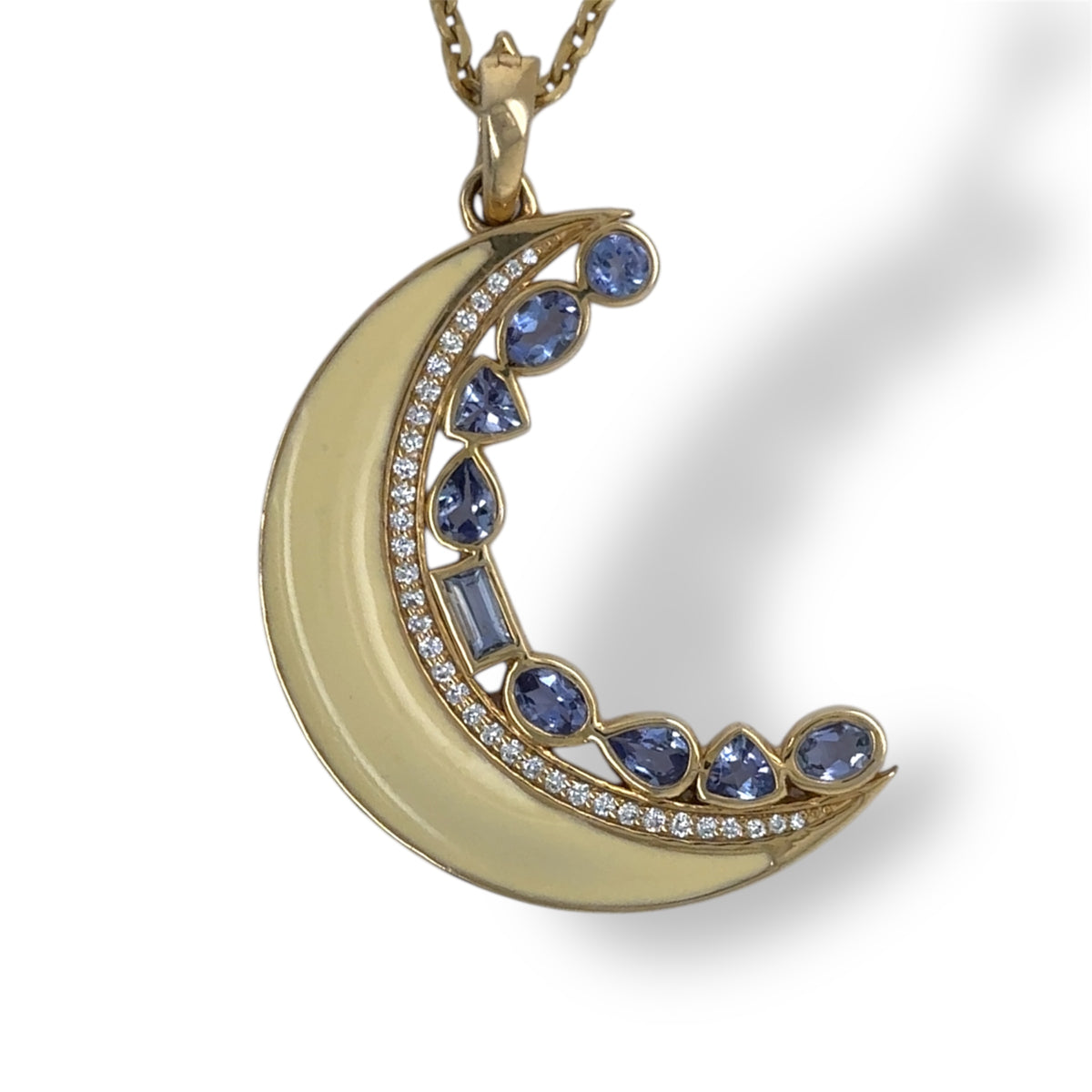 Moon Elegance