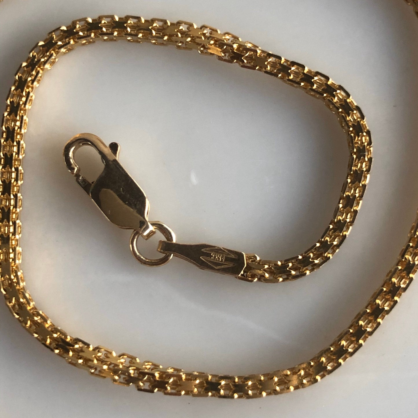 Chunky Box Chain Gold