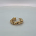 Twisted Circular Hoop